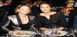 Jodie Foster ha sposato Alexandra Hedison Jodie Foster ha sposato Alexandra Hedison