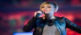 Emma Marrone non è incinta e si arrabbia col gossip Emma Marrone non è incinta e si arrabbia col gossip