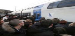 Roma : Indiano rapinato e massacrato di botte sul treno dei pendolari