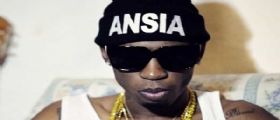 Il rapper Bello Figo non deve esibirsi - Le minacce: Se viene esce dentro una bara