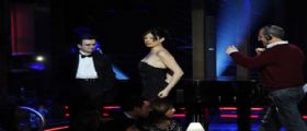 SARA TOMMASI SI DENUDA AL CHIAMBRETTI NIGHT