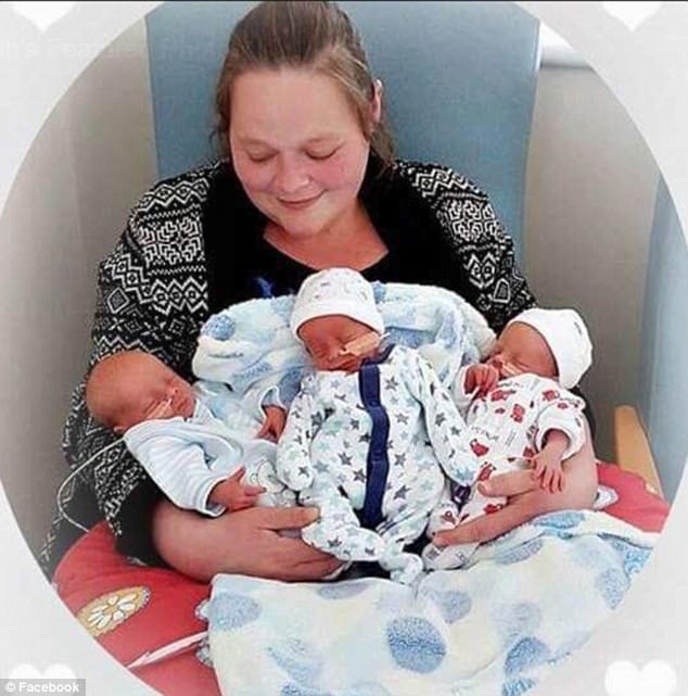 Sarah Owen e i gemelli Sarah Owen e i gemelli