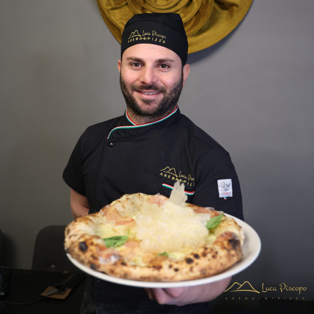 Luca Piscopo presenta il nuovo menù di  Anema & Pizza