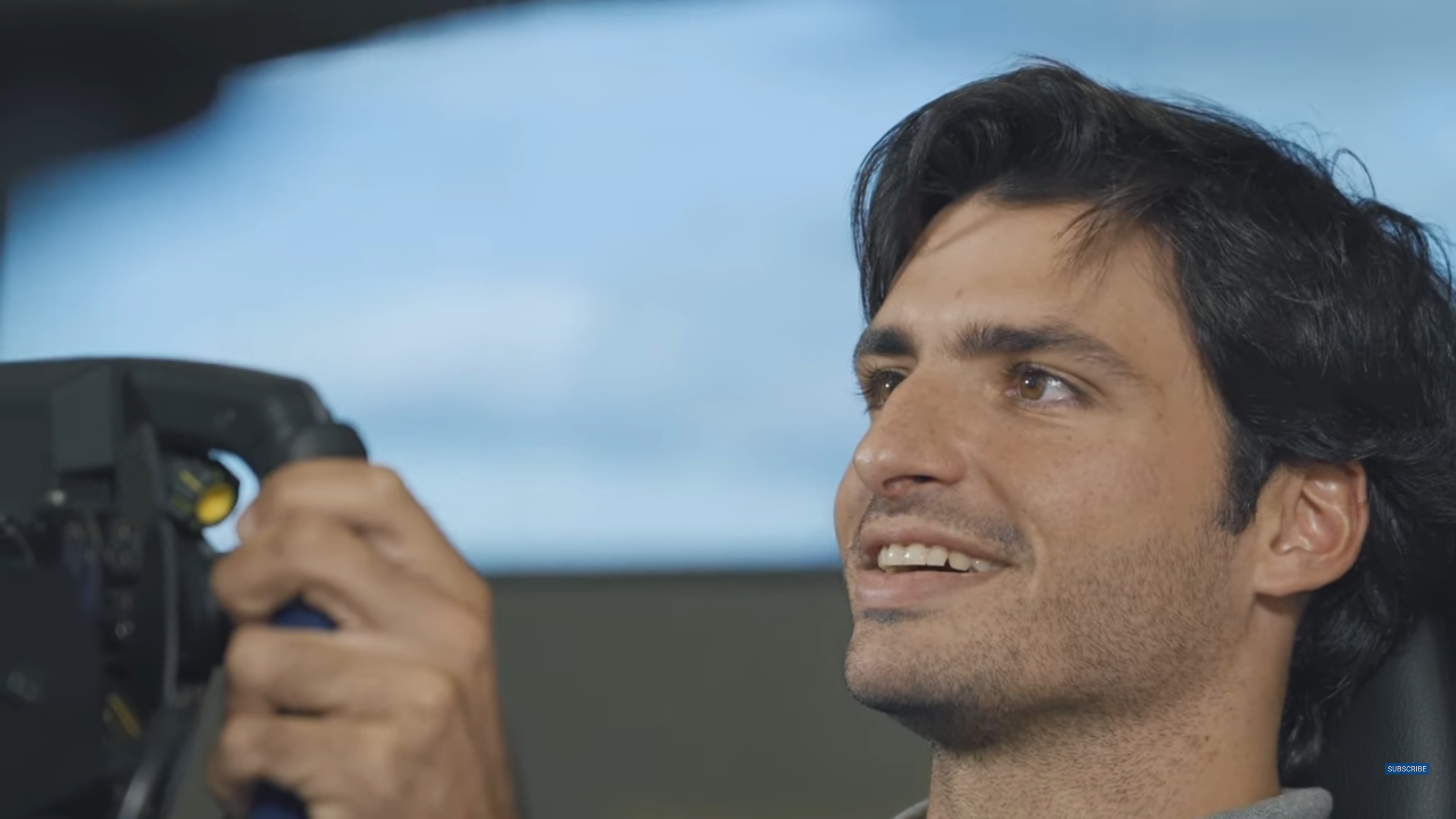 CARLOS SAINZ E THIBAUT COURTOIS SI SFIDANO A F1 2021 E FIFA 22