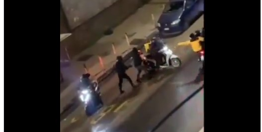 Rider Napoli: Video Rapina Scooter