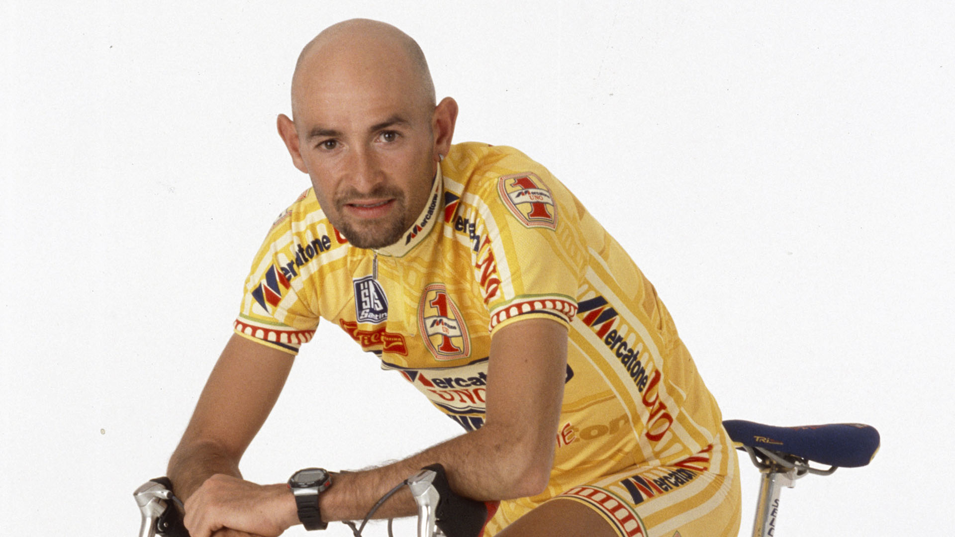 Marco Pantani: i suoi cimeli in mostra a Omegna