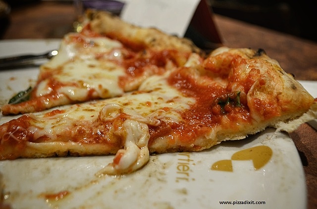 Colazione: Una fetta di pizza meglio dei cereali