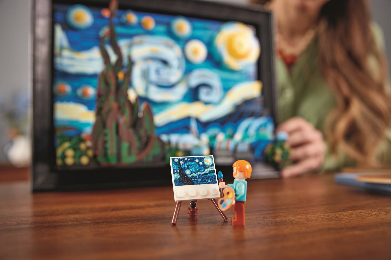 LEGO omaggioa Van Gogh con il nuovo set Notte Stellata Ideas