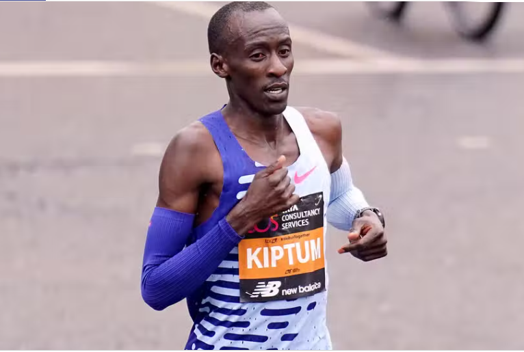 MARATONA DI LONDRA: SFIORATO IL  IL MONDIALE DI KIPCHOGE!