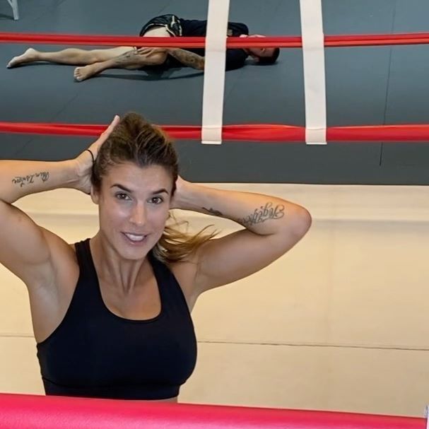 Elisabetta Canalis in versione Marilyn manda in estasi i fan