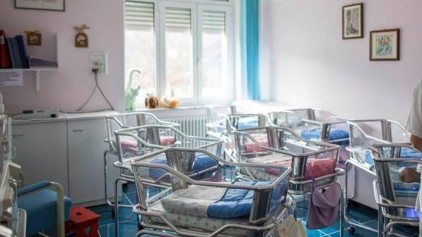 Taranto : 38enne in coma da tre mesi partorisce il figlio Taranto : 38enne in coma da tre mesi partorisce il figlio