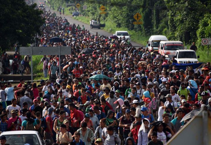 Nuova carovana di migranti : In duemila dal Messico verso gli Usa