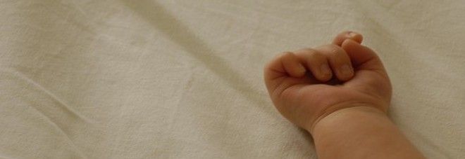 Faenza : Neonato muore durante il parto Faenza : Neonato muore durante il parto