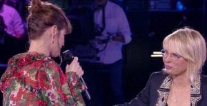 Alessandra Amoroso da Maria De Filippi ... su Instagram spunta il commento di Mark Caltagirone