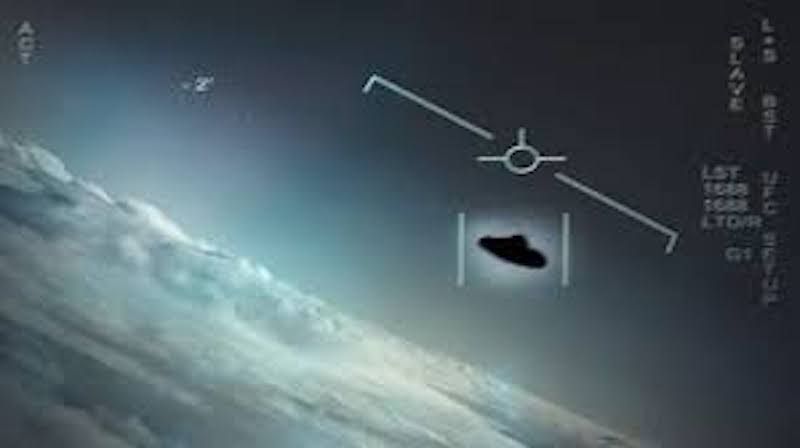 Gli ufo esistono, ecco le prove! Il video choc della Marina degli Stati Uniti