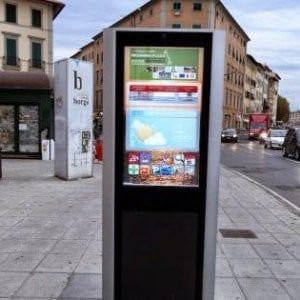 Immagini porno sui totem informativi a Santa Margherita Ligure