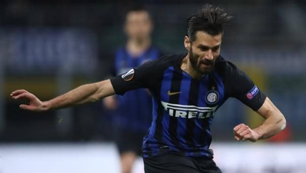 Pago io la retta della mensa! Antonio Candreva e la bimba costretta a mangiare tonno e cracker