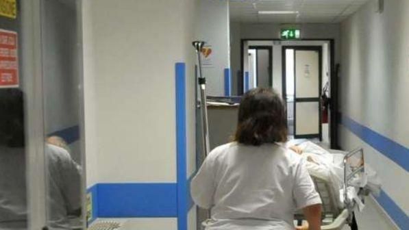 Avellino : Grave una bimba che si schianta in mini moto contro un muro Avellino : Grave una bimba che si schianta in mini moto contro un muro