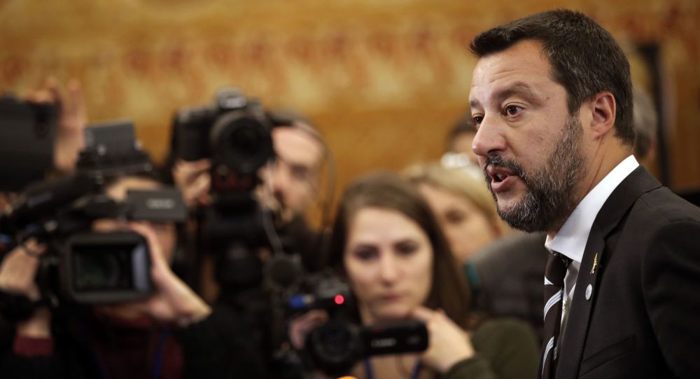 Matteo Salvini: Ecco la manovra 'Dracula'