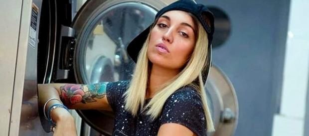 VERONICA SATTI (GF15) : Mio padre Bobby Solo ? Ancora non mi ha nemmeno chiamata VERONICA SATTI (GF15) : Mio padre Bobby Solo ? Ancora non mi ha nemmeno chiamata