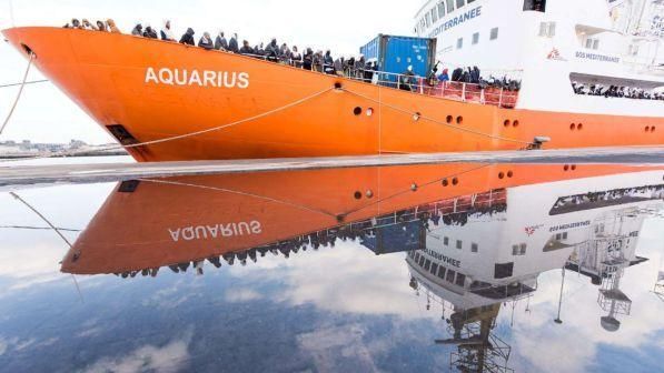 Migranti: Aquarius cambia rotta Migranti: Aquarius cambia rotta
