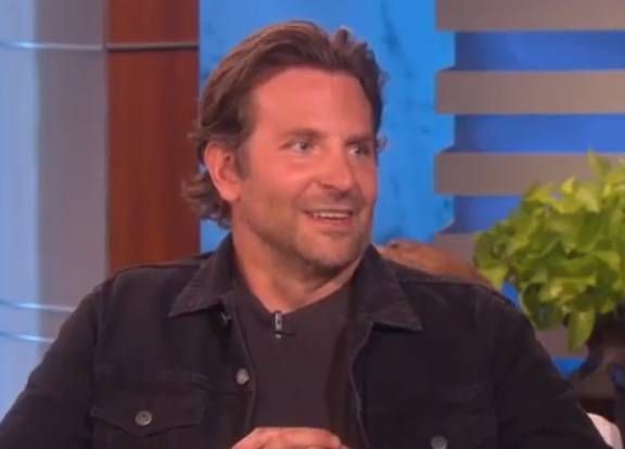 Bradley Cooper e Laura Dern avvistati insieme a New York... flirt in corso?