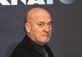 Migranti... Vedete cosa ho fatto sei anni fa! Claudio Bisio preferisce non commentare
