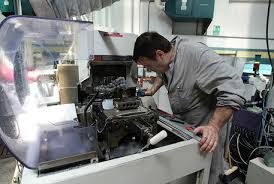 Istat - Industria : salgono fatturato e ordini