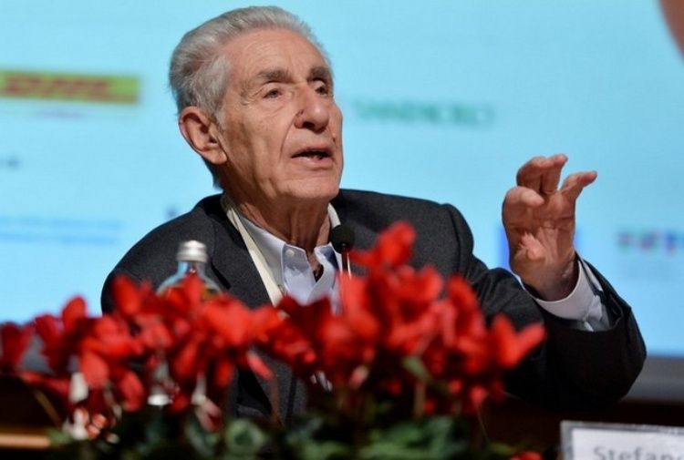 E' morto a 84 anni Stefano Rodotà E' morto a 84 anni Stefano Rodotà