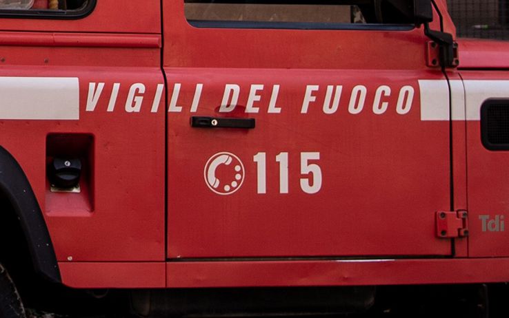 Foggia, incendio in una baracca nel ghetto di Borgo Mezzanone : un morto