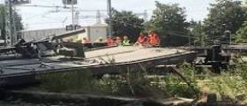 Portomaggiore, treno merci deraglia alla stazione: Macchinista sotto choc soccorso dal 118