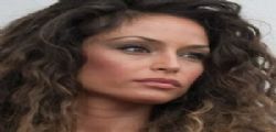 Raffaella Fico adesso cerca un uomo che la faccia sentire donna Raffaella Fico adesso cerca un uomo che la faccia sentire donna