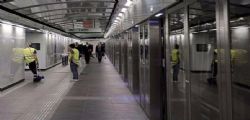 Falso Allarme esplosioni in metro Roma : panico tra i passeggeri