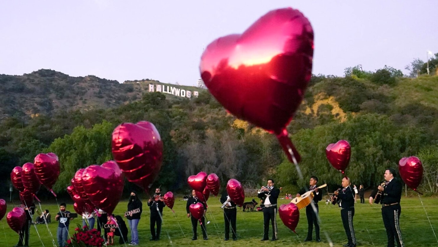 San Valentino: Ecco frasi e immagini romantiche da dedicare il 14 febbraio