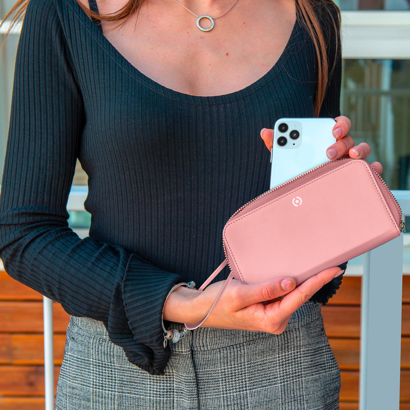 celly nilox CELLY E NILOX: IDEE REGALO SMART PER LA FESTA DELLA MAMMA