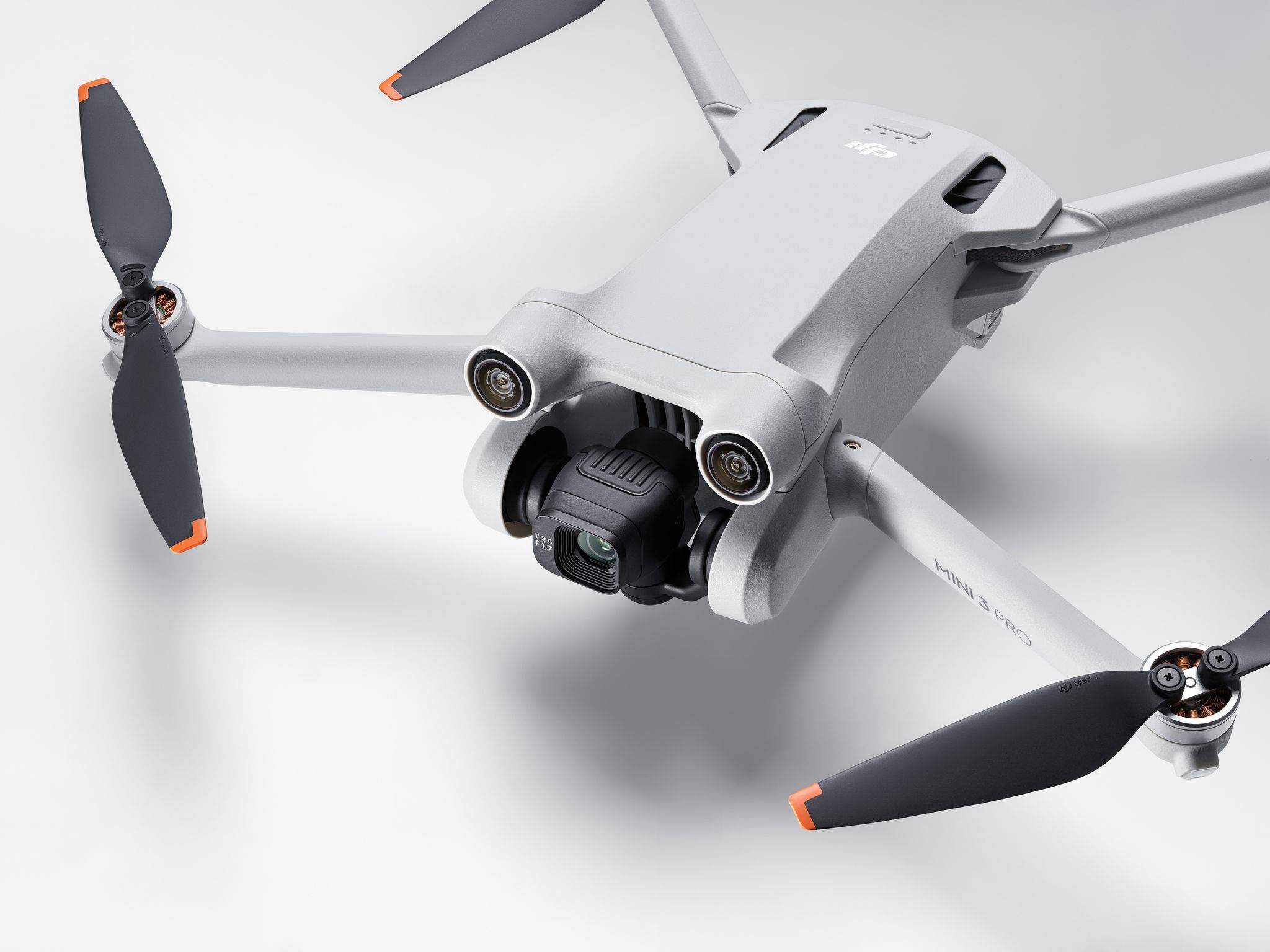 DJI MINI 3 PRO - drone con fotocamera leggero e portatile