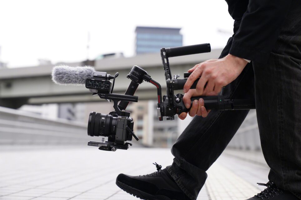 sony FE PZ 16-5 mm F4