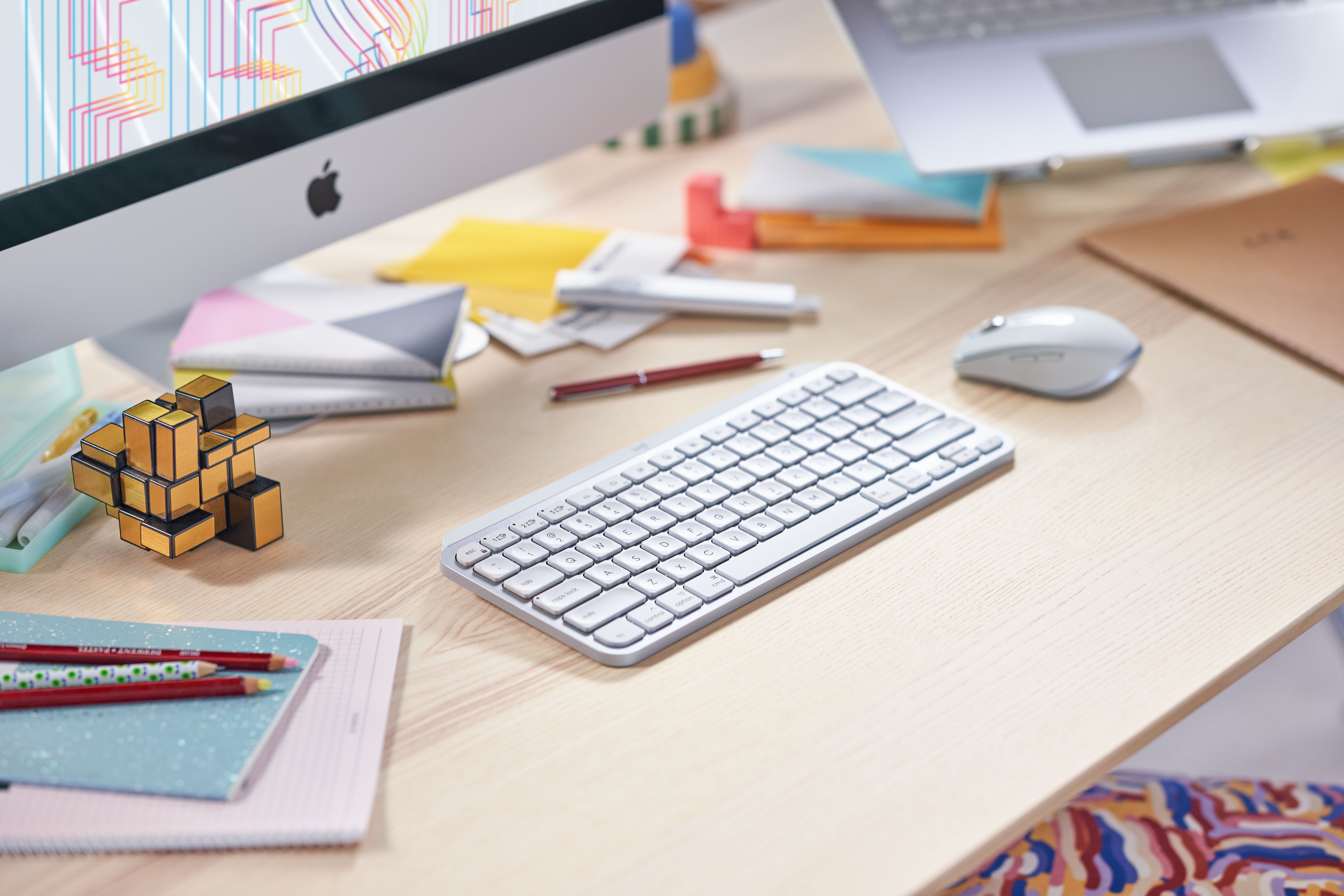 Logitech colora la tua primavera