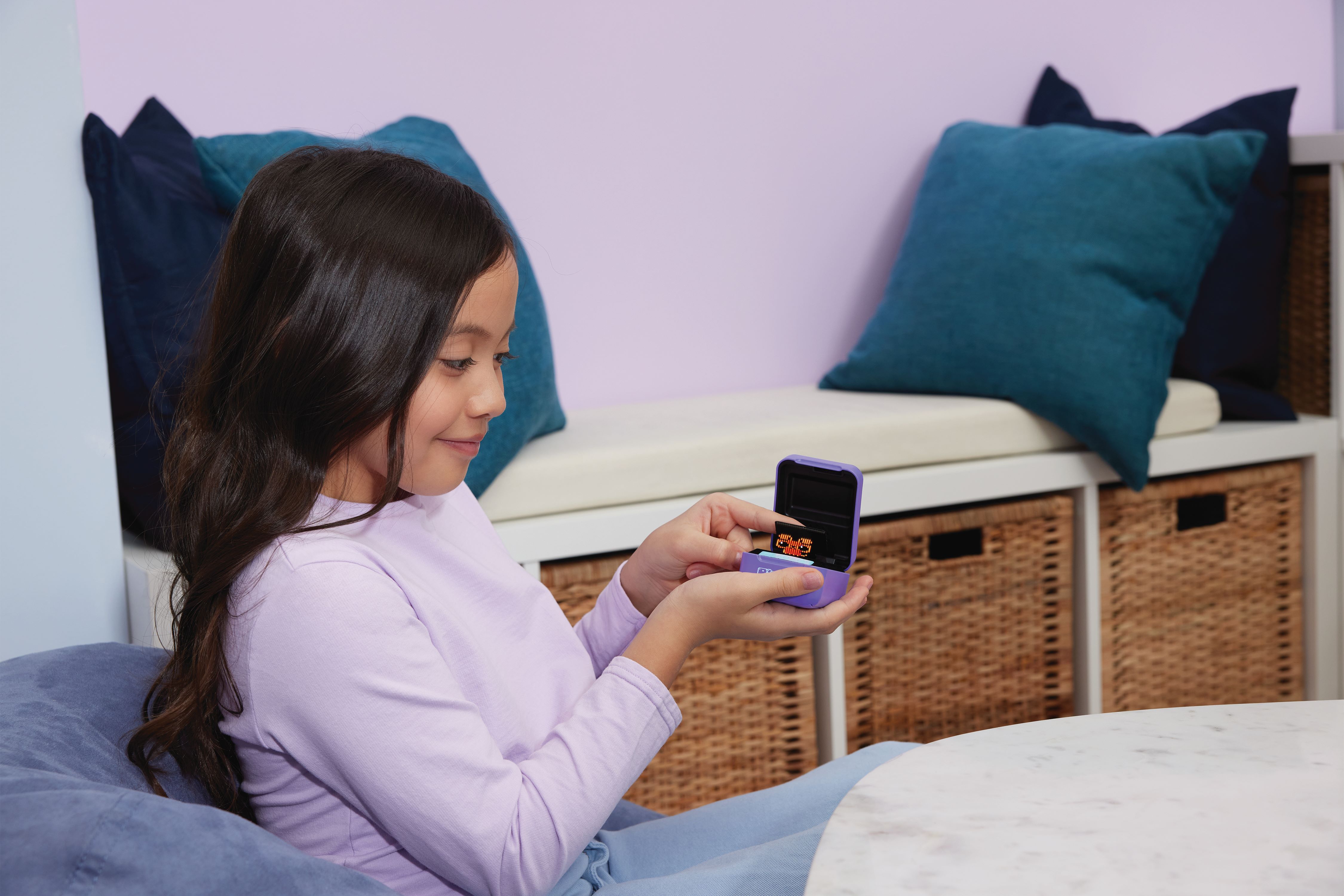 spin master Spin Master annuncia BITZEE - primo cucciolo digitale interattivo in 3D