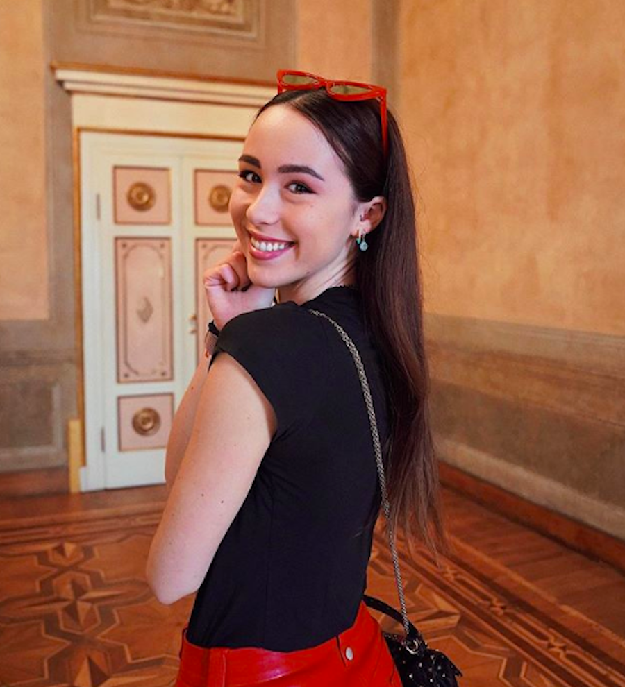Aurora Ramazzotti, la foto con il fidanzato manda in tilt i social: “Goffredo, ti regalo…”. Like a pioggia