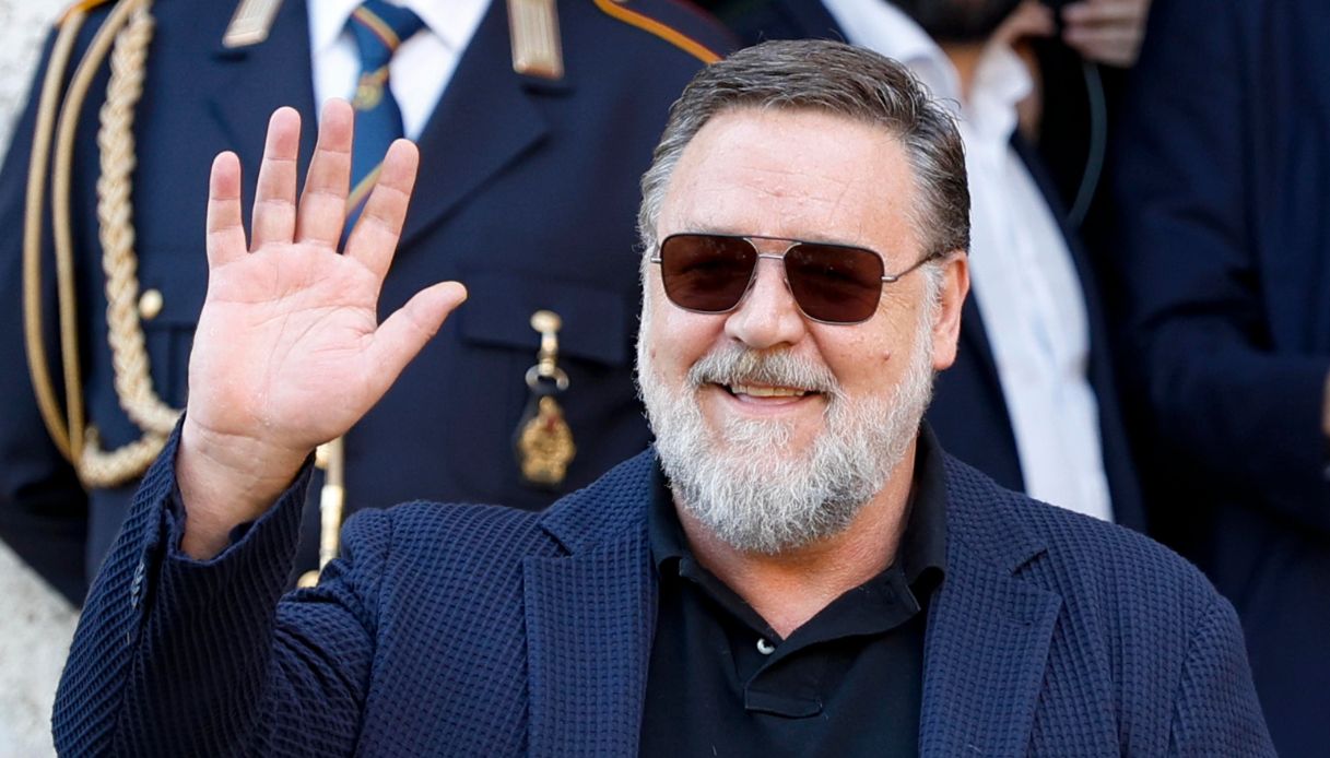 Russell Crowe a Sanremo 2024: Un