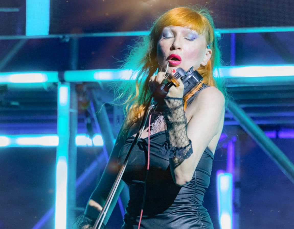 avessi (remix) H.E.R. Se avessi te (Remix) : Il videoclip del nuovo singolo della violinista elettro-pop