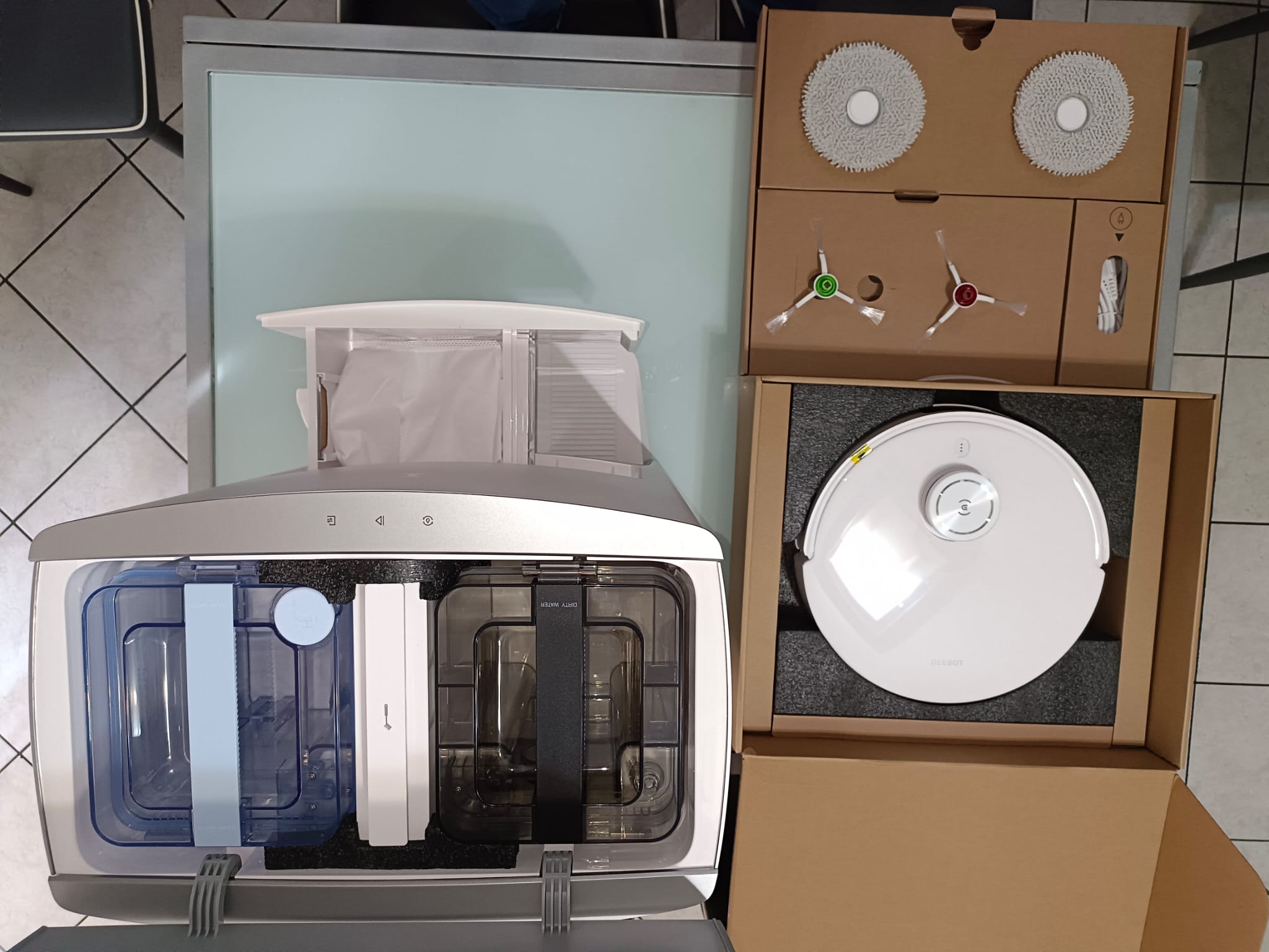 deebot omni DEEBOT X1e Omni : L