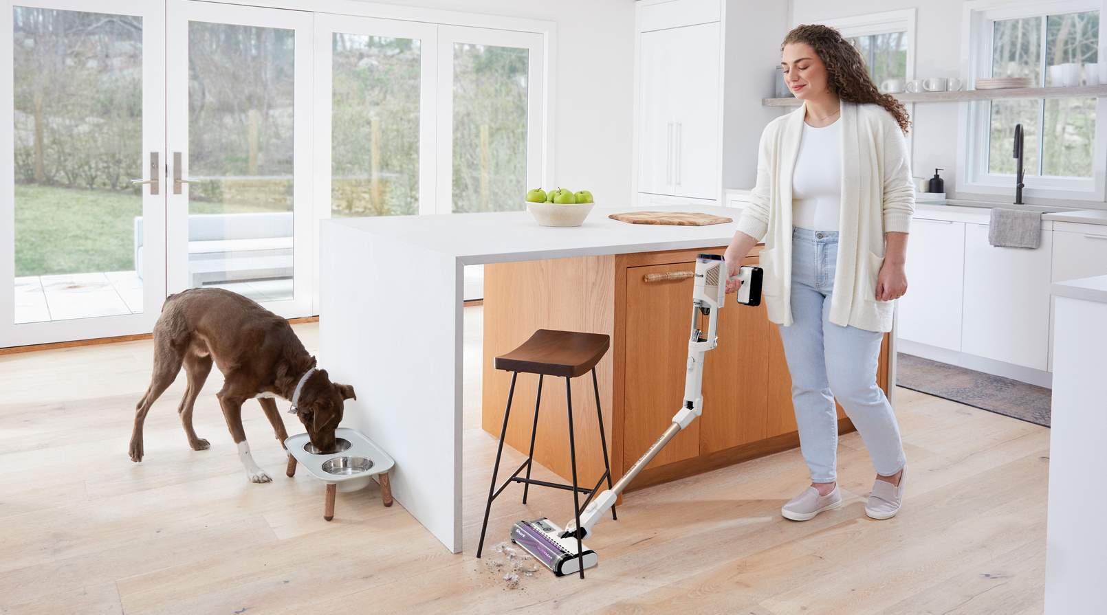 shark presenta Shark presenta la gamma di aspirapolvere senza filo Shark Detect Pro